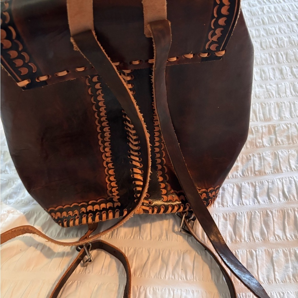 Handcrafted Brown Leather Backpack - Picture 5 of 8